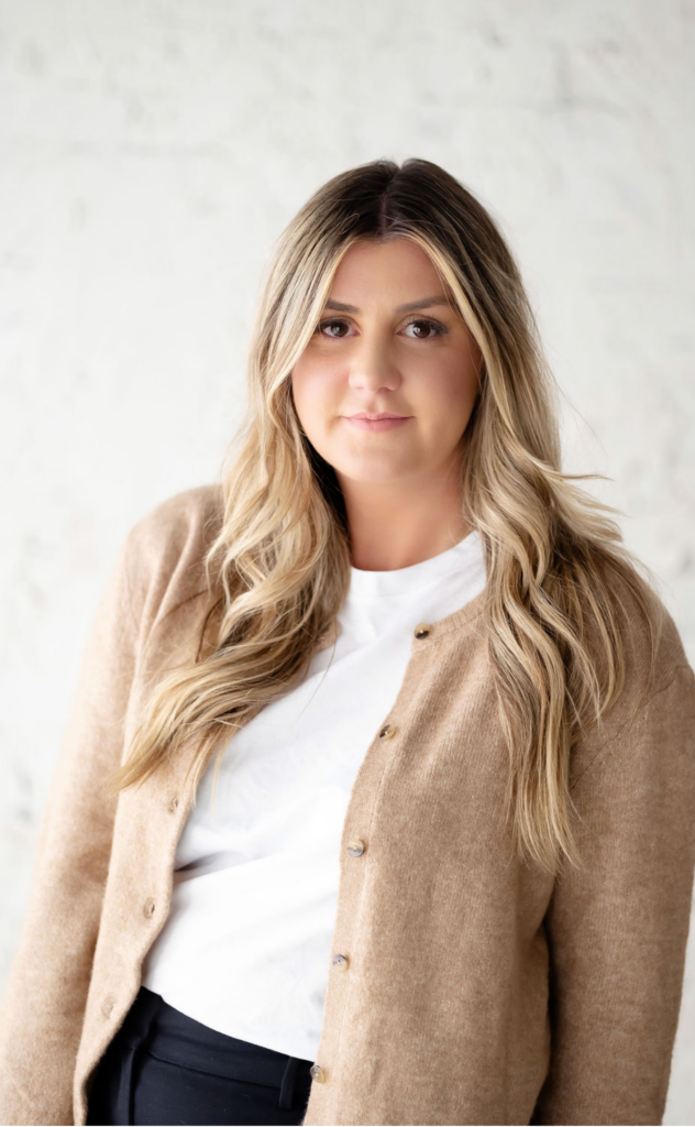 Marianna Gutierrez, agent at Country Real Estate