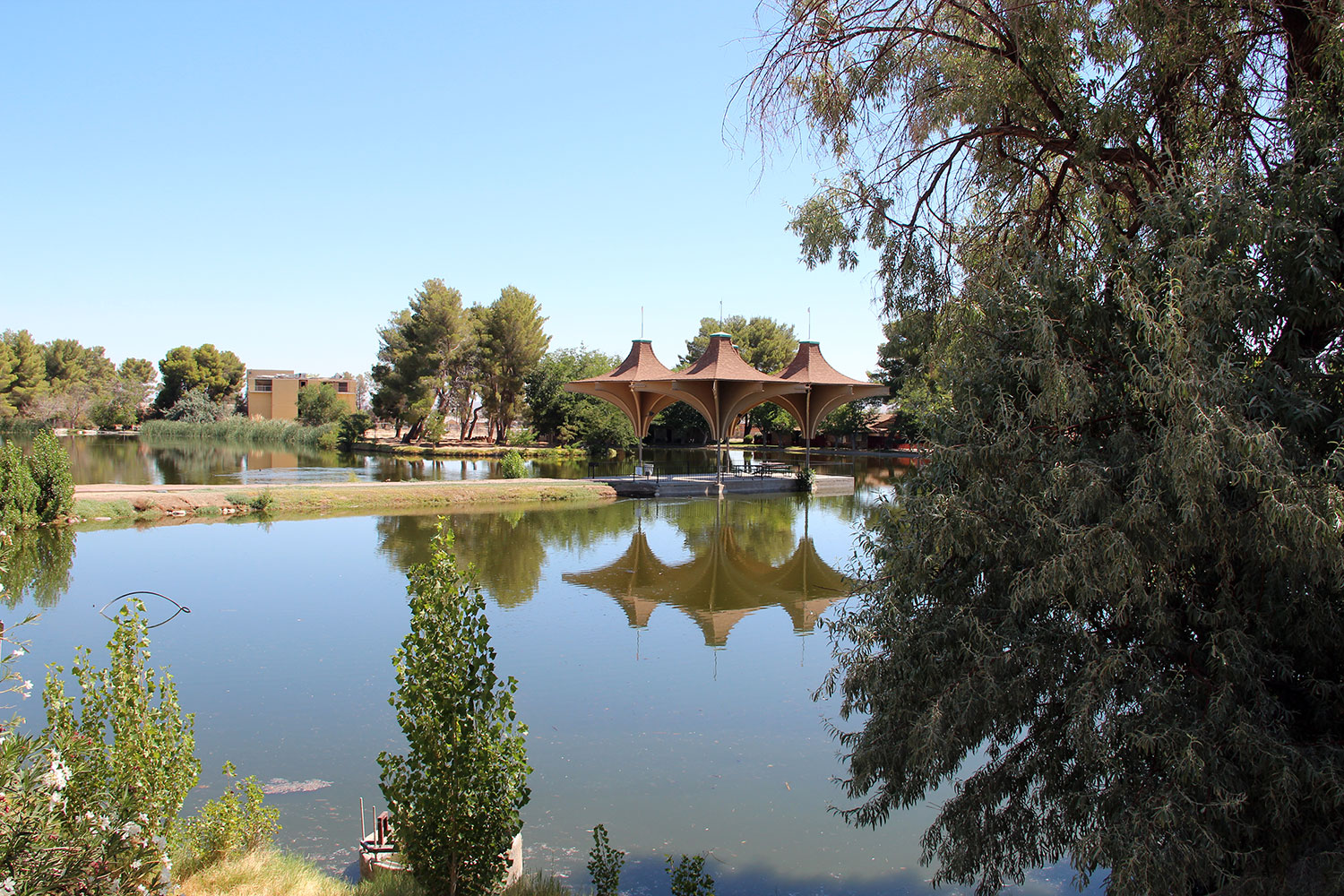 Central Park lake in California City, California